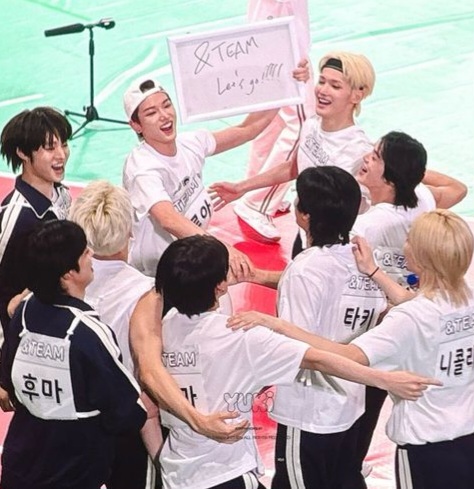isac 2025 winner hug